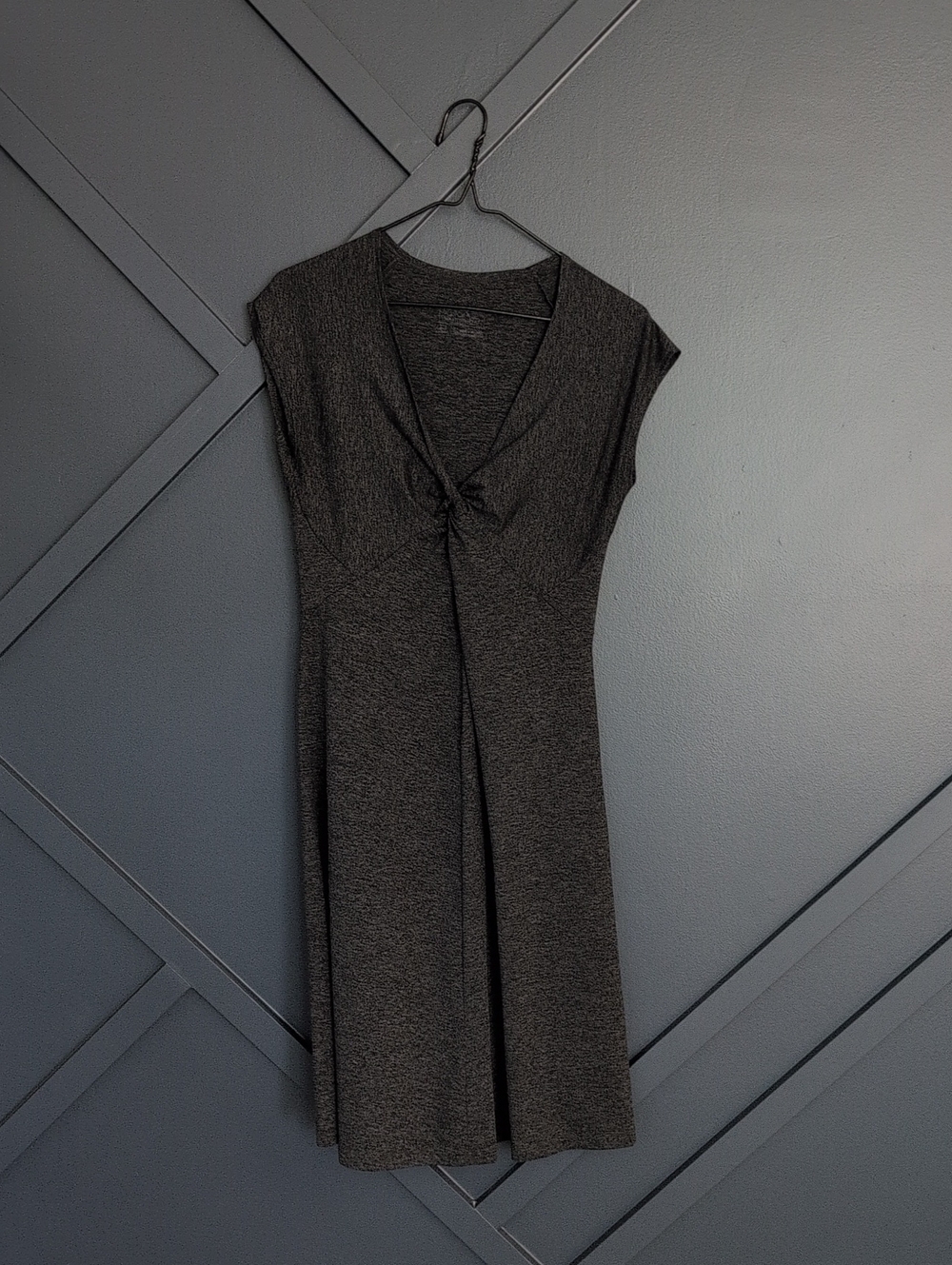 Patagonia Heathered Dark Gray Knot-Front Midi Dress